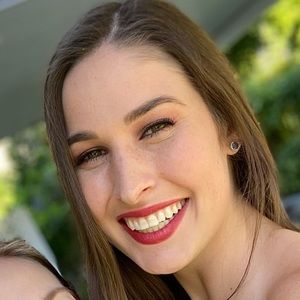 Meet your Posher, Marissa